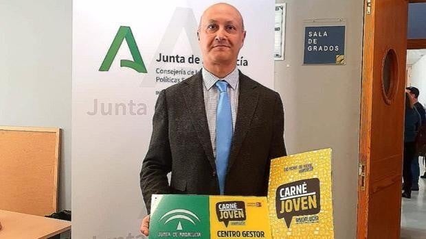 Díaz admite que tiene una gestoría y que le lleva los papeles a empresas contratistas del Ayuntamiento