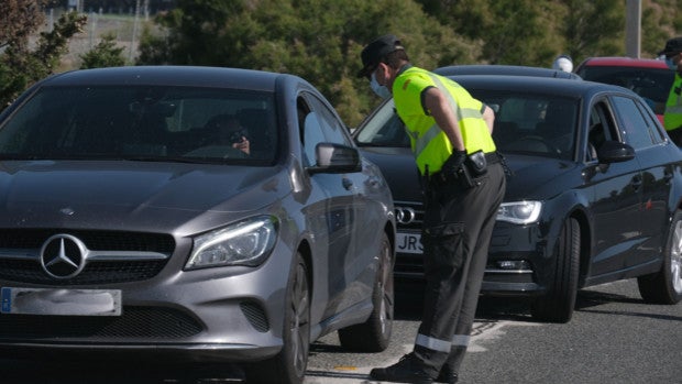 Se mantiene el cierre de las provincias hasta después de la Semana Santa pero se reduce el toque de queda