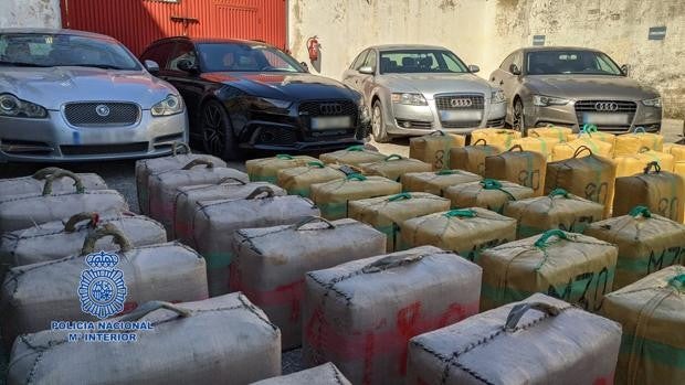 Desmantelada una organización criminal que introducía grandes cantidades de hachís en Francia y Portugal desde Cádiz