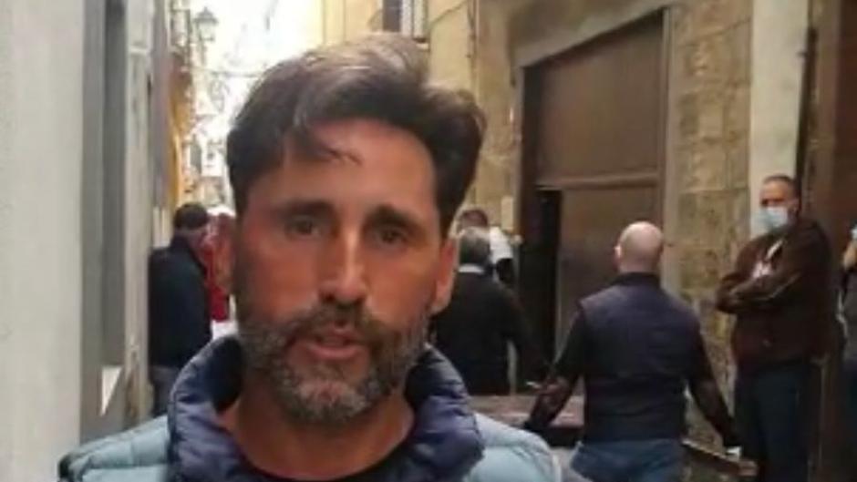 Un voluntario de la asociación Despertares a Martín Vila: «usted no tiene vergüenza»