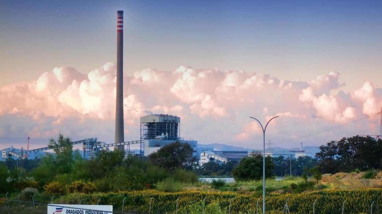 El Gobierno autoriza el cierre de la térmica de Los Barrios