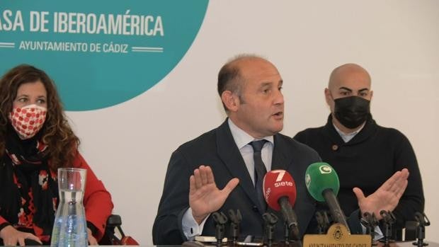 El PP denuncia que «Kichi usa la cultura en favor de sus amigos»