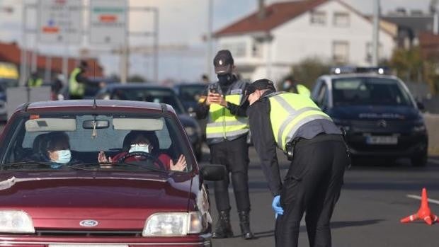 Catorce municipios sevillanos estarán con cierre perimetral desde esta medianoche