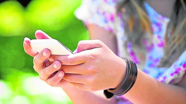 Preocupación en la Fiscalía de Cádiz por los casos de delitos de adolescentes a través de las redes sociales