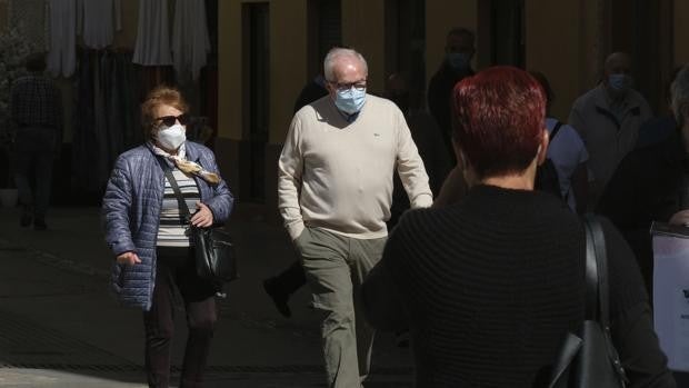 La provincia duplica el número de contagios por coronavirus aunque baja la tasa de incidencia