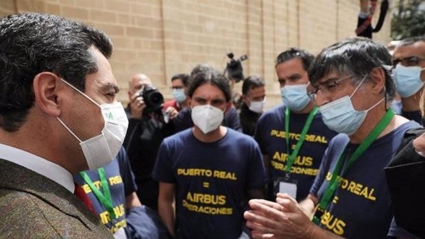 La plantilla de Airbus se manifiesta en todas las factorías españolas contra el cierre de Puerto Real