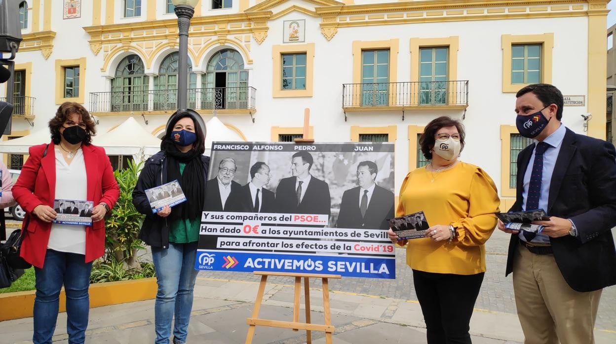 María Eugenia Moreno, Virginia Pérez, María del Carmen Espada y Juan de la Rosa, en Dos Hermanas