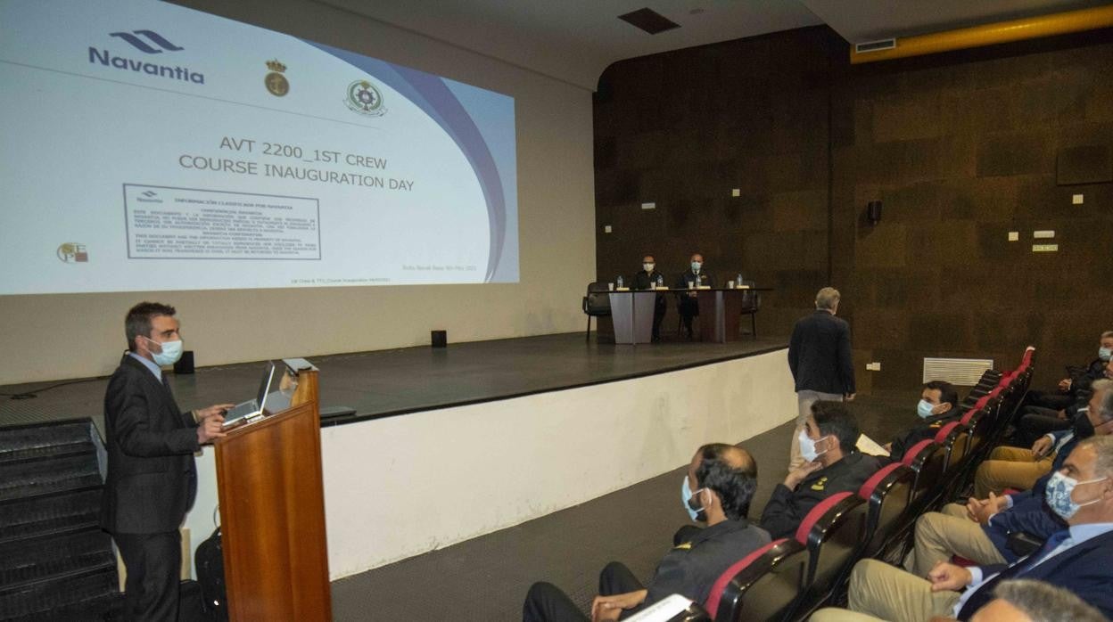 Momento de la presentación del curso a los alumnos