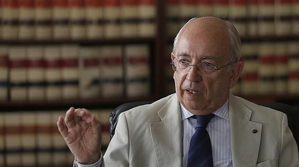 Manuel del Valle, exalcalde de Sevilla, nombrado Hijo Predilecto de la Provincia a título póstumo