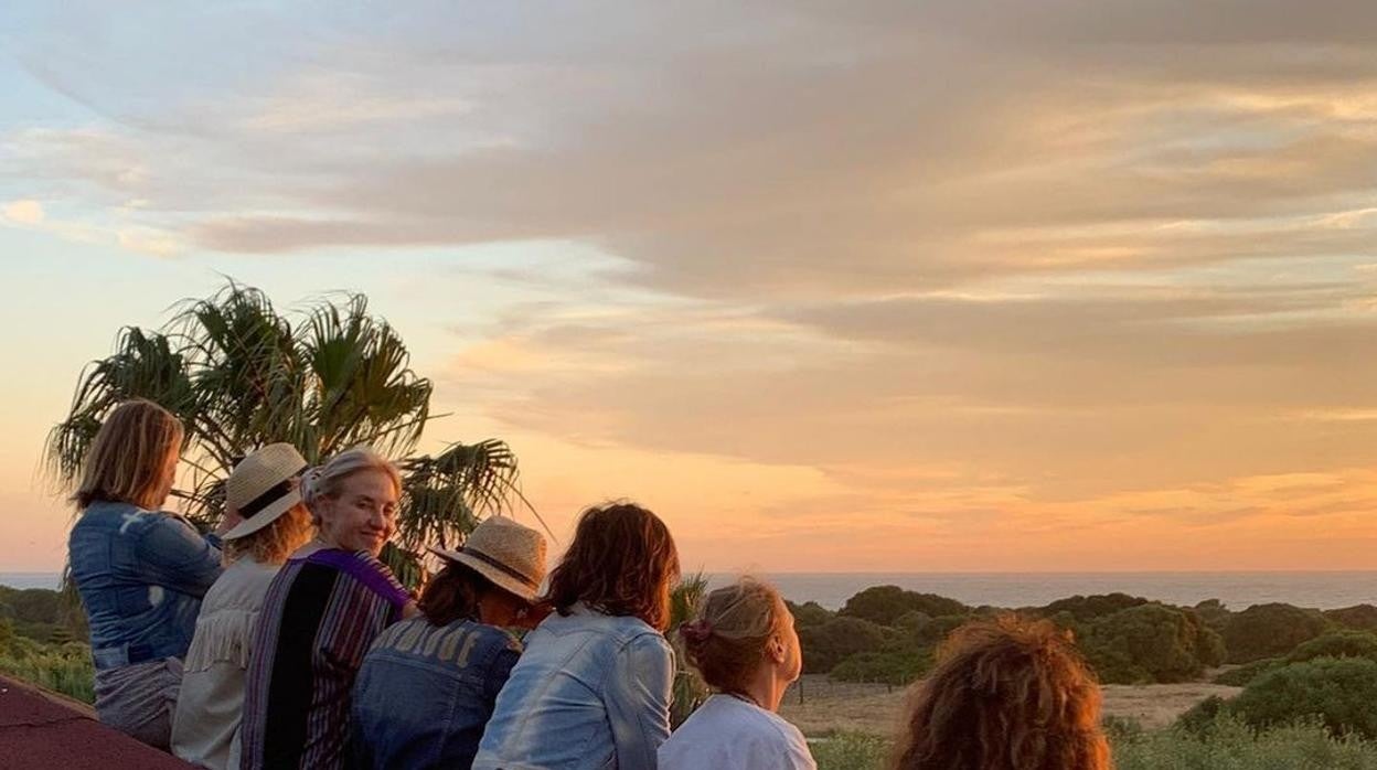 Sara Carbonero en Cádiz tras una escapada con sus amigas para alejarse del foco mediático