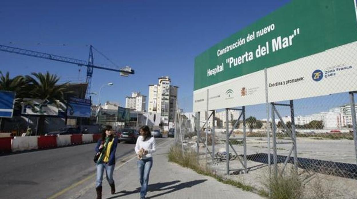 Polémica por el futuro del hospital de Cádiz