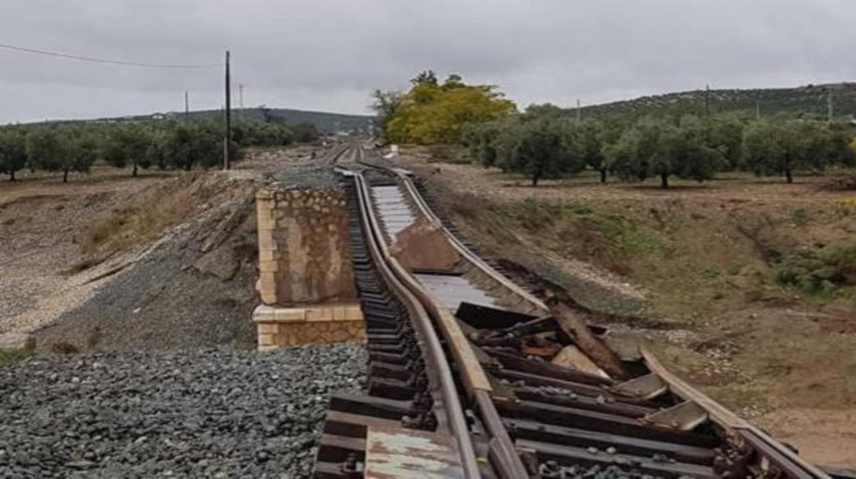 Estado en el que quedó el tramo afectado tras las inundaciones de octubre de 2018