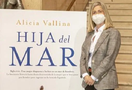 La historiadora Alicia Vallina presenta su libro &#039;Hija del Mar&#039; en el Ateneo de Cádiz