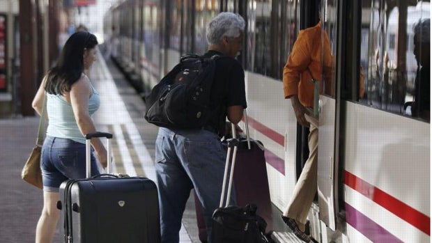 El tren volverá este lunes a pasar por Osuna tras cuatro años de espera