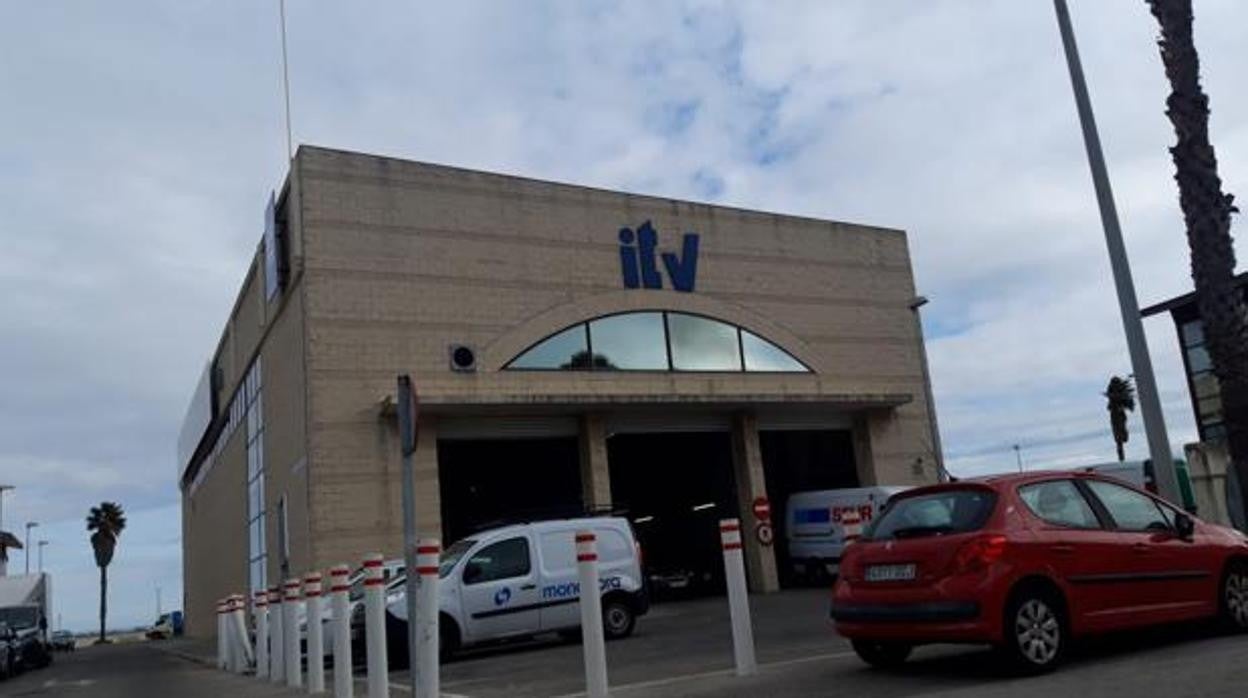 Estación de la ITV en el polígono de Levante de Cádiz