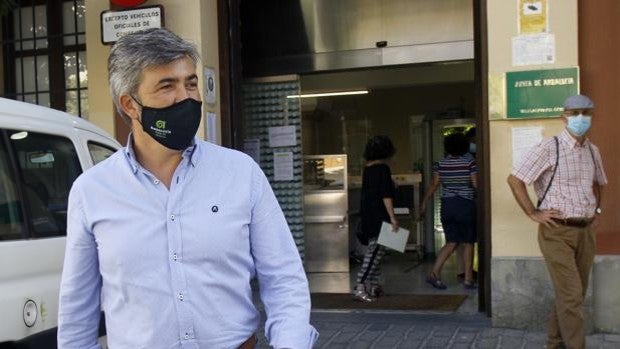 El alcalde de Coria, ante el juez por prevaricación: «He firmado 17.000 resoluciones, no lo leo todo»