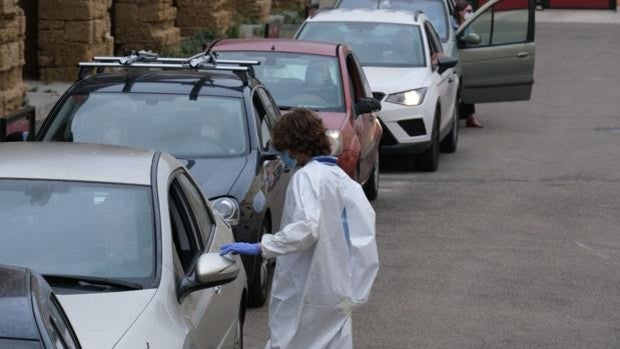 Cádiz dobla el ritmo de vacunación