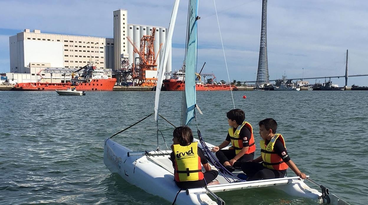 Los deportes naúticos son una opción para el verano