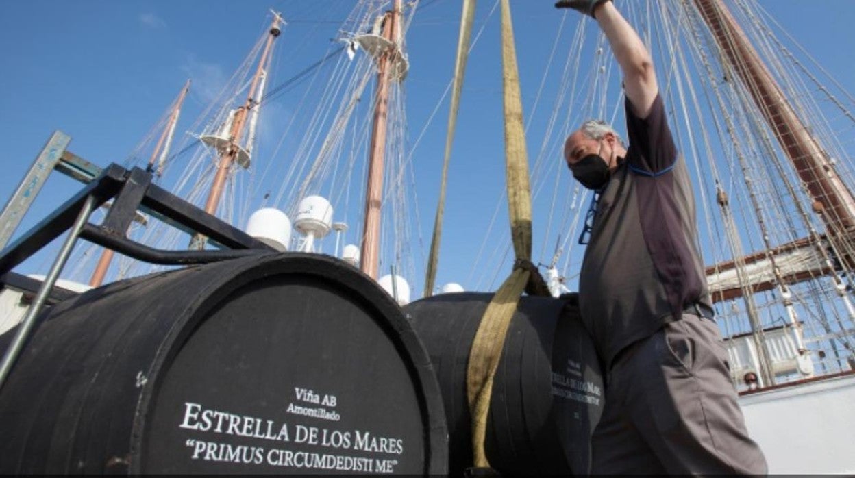 Dos medias botas de Amontillado Viña AB "Estrella de los Mares