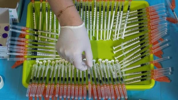 Los varones de 15 a 29 años del norte de la provincia, los que más se infectan en Sevilla