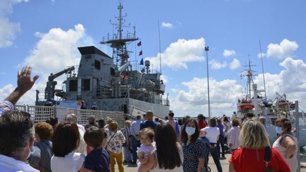 El patrullero 'Vigía' parte de Cádiz a patrullar durante cuatro meses las costas de Guinea