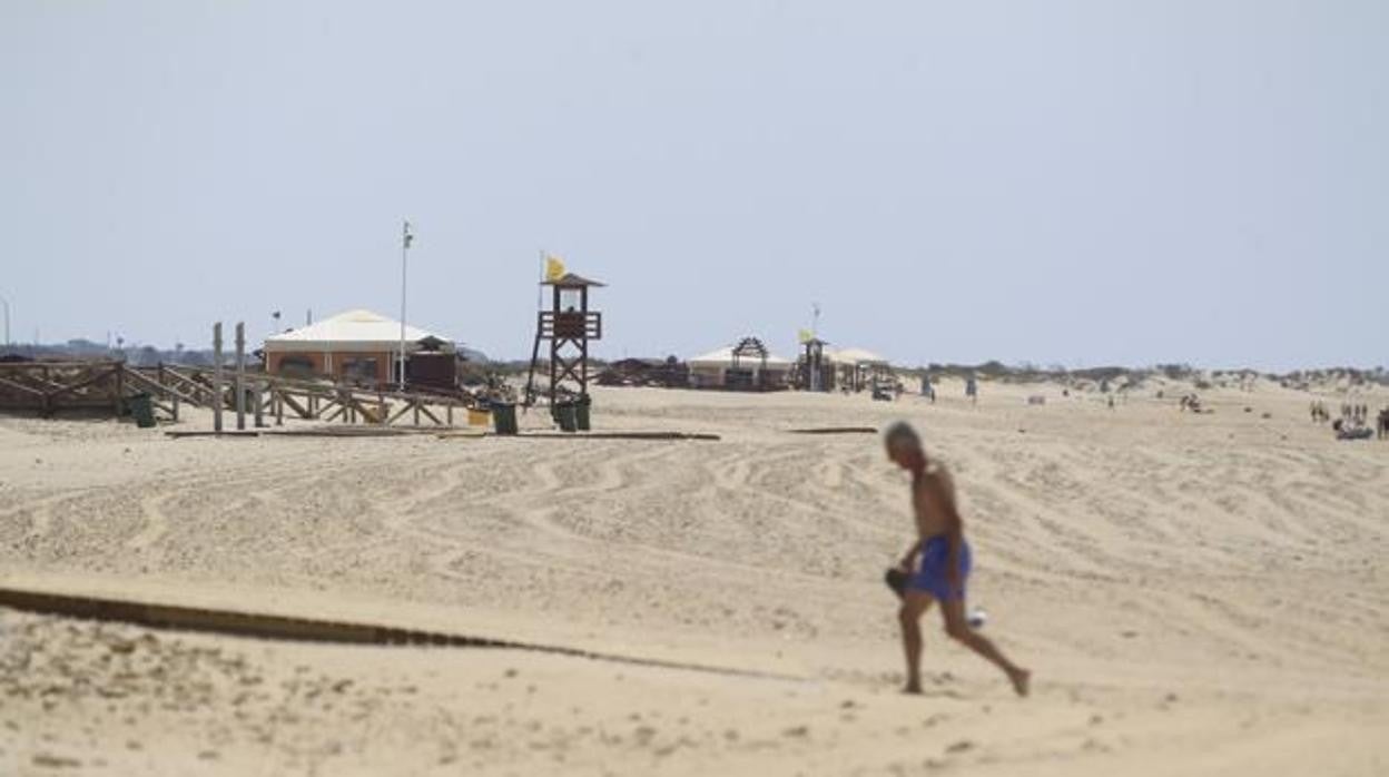 La provincia estará este viernes en nivel amarillo de aviso por vientos fuertes y oleaje