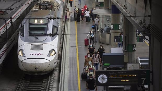 Una incidencia técnica en el Alvia Cádiz-Madrid provoca un retraso en el tren de 29 minutos