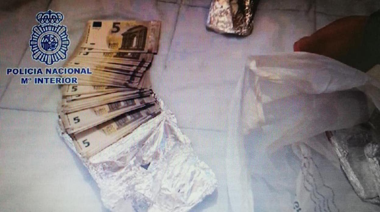 Detenido en Jerez por comprar un reloj de más de 2.000 euros con billetes falsos