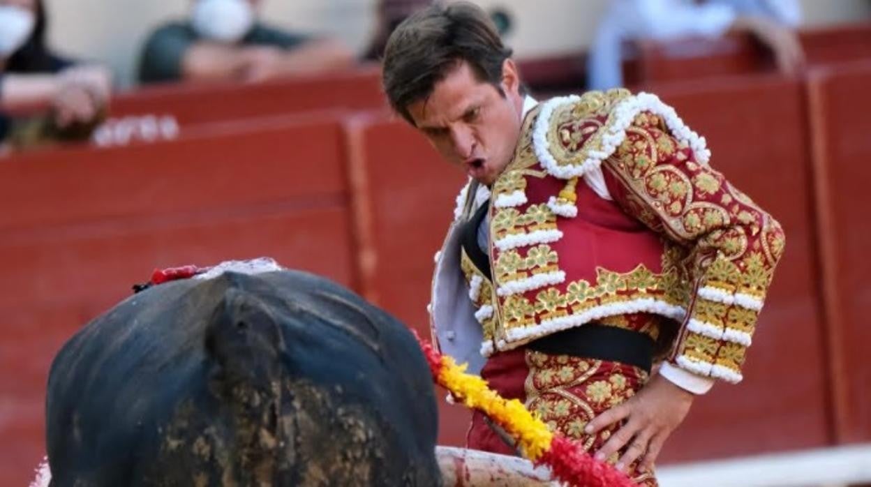 Toros en El Puerto: El Juli se va de vacío ante un deslucido encierro de Garcigrande