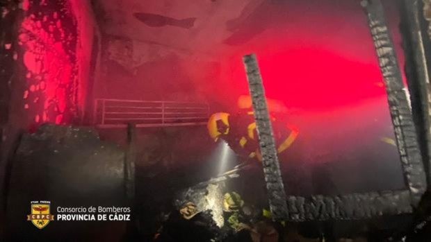 Una mujer herida en un incendio en Vejer