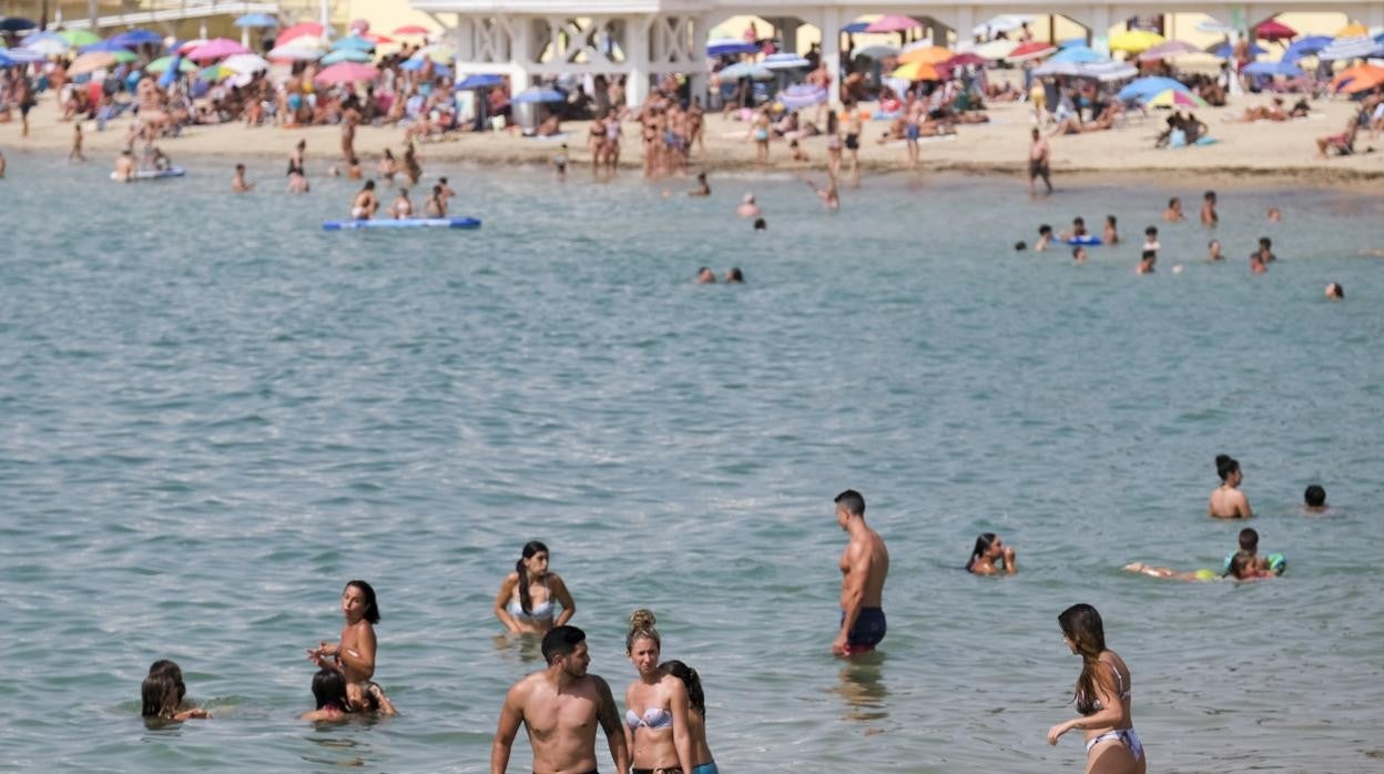 Temperaturas en descenso y viento levante