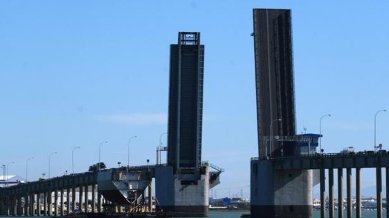 El Puente Carranza de Cádiz se abrirá este sábado y el próximo lunes