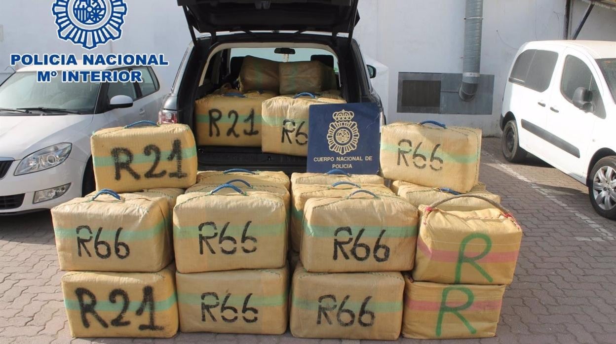 La Policía intercepta un alijo de droga en La Línea y descubre una guardería con 1.400 kilos de hachís