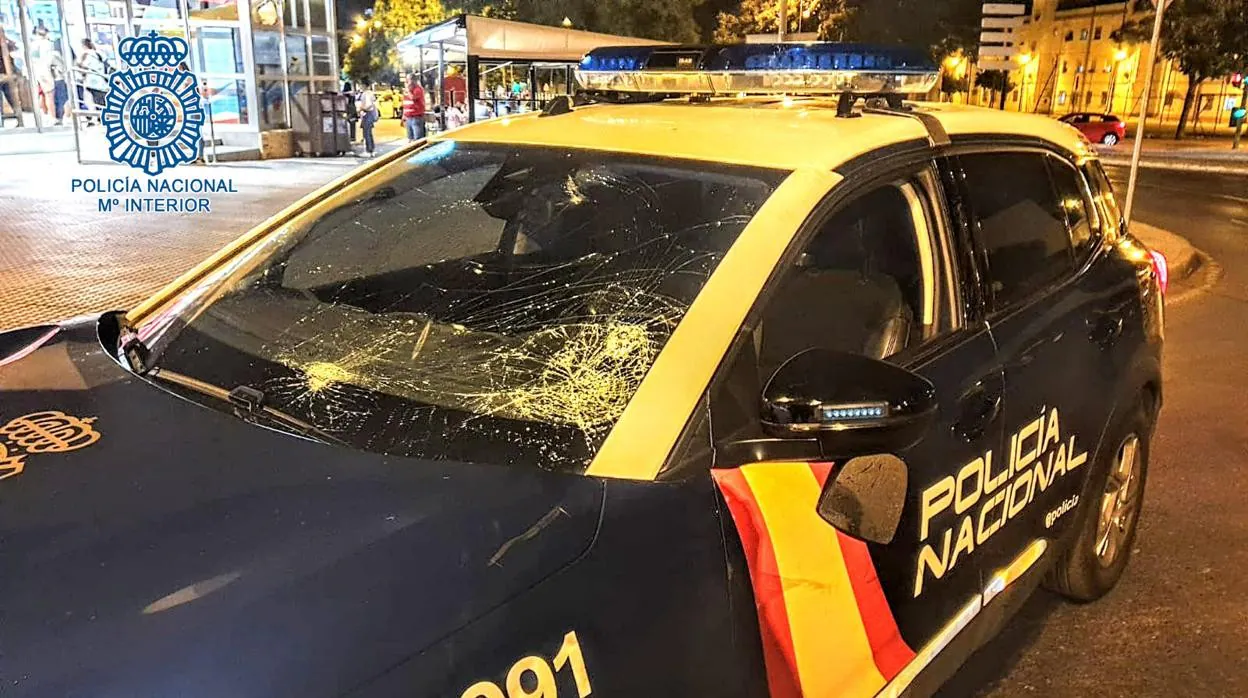 La policía evita que varios ultras del Atlético de Madrid saliesen de  cacería contra los Biris del Sevilla