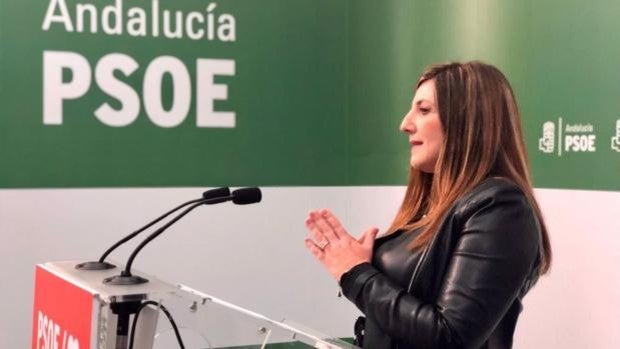 Jóvenes socialistas firman un manifiesto en apoyo a Irene García ante el congreso federal del PSOE