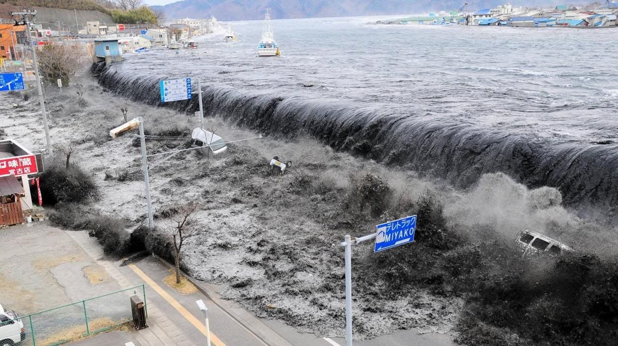 Tsunami que arrasó Japón en 2011