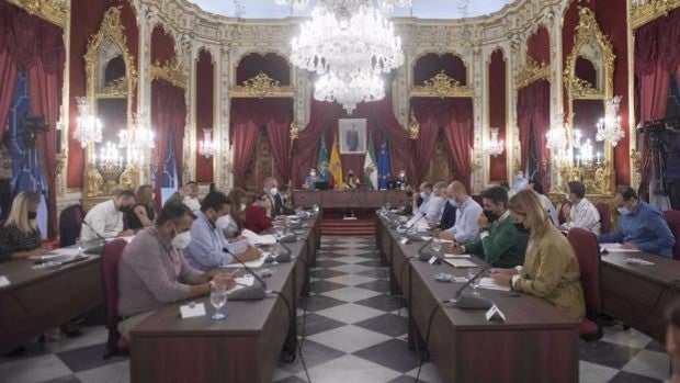 El pleno de Diputación aprueba la petición de impulso para la obra del Nudo de Tres Caminos