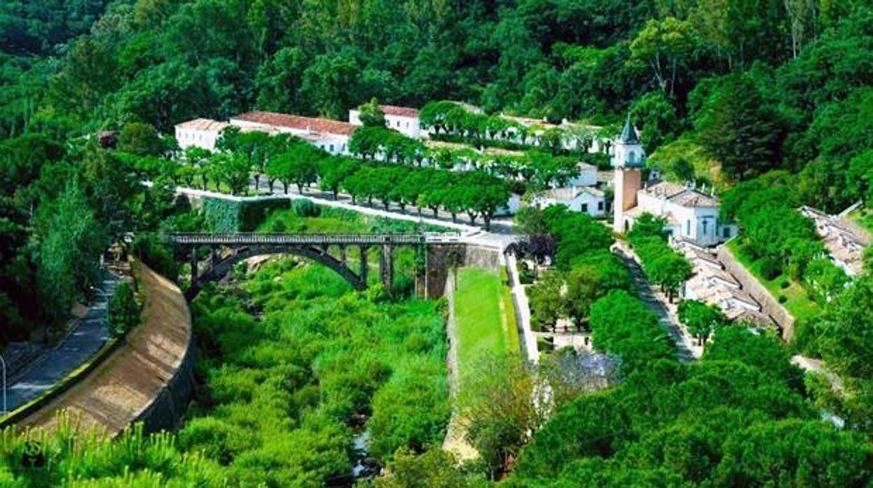 Panorámica del poblado del pantano de Los Hurones.