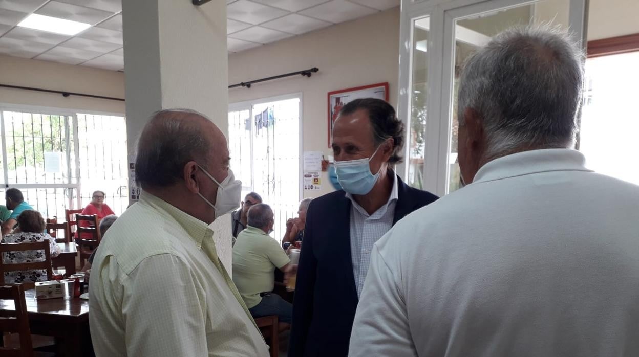 El centro de mayores Santa Ana de Chiclana reabre sus puertas desde el inicio de la pandemia