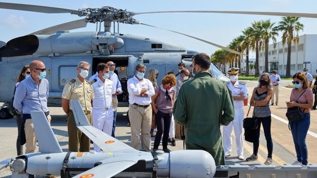 Visita al Cuartel General de la Flota, en la Base Naval de Rota, del XLV Curso de Defensa Nacional