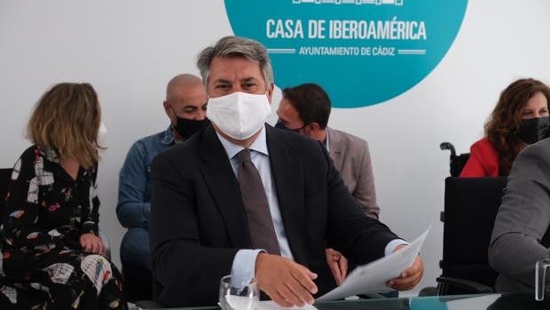 Romaní: «Desde el gabinete de Alcaldía se me señaló y esa noche ya había pintadas en mi casa y en la de mi padre»