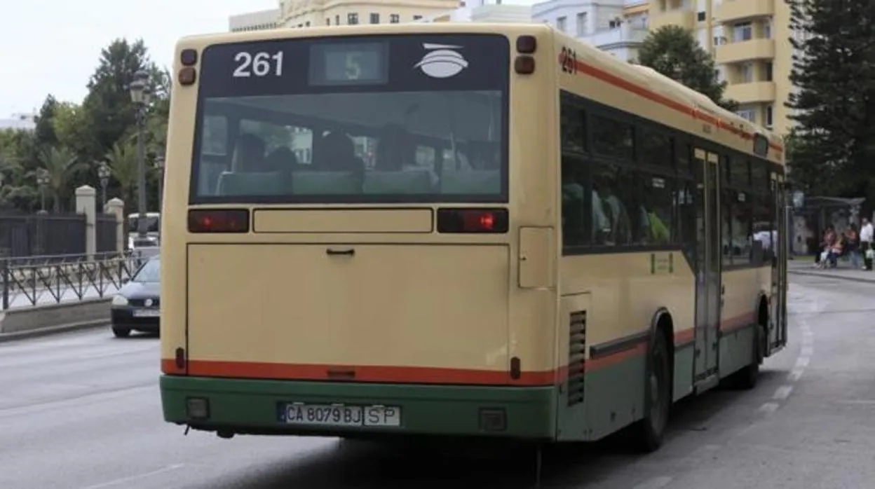 Los autobuses de las líneas 1, 2 y 5 de Cádiz aumentan su frecuencia por la Sail GP