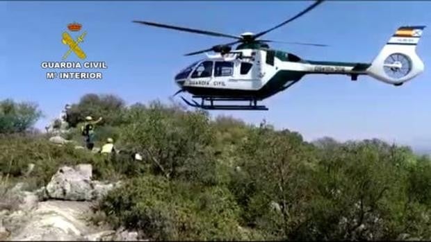 Rescatada una senderista herida en un paraje de montaña en Morón de la Frontera