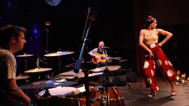 Javier Ruibal regresa a casa para presentar su obra ‘confinada’