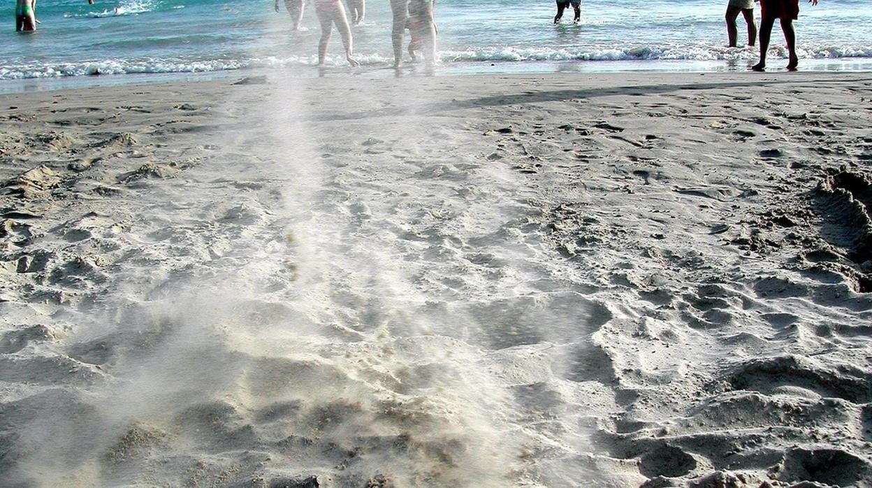 La última semana del mes de octubre empieza en Cádiz con estabilidad y viento de levante