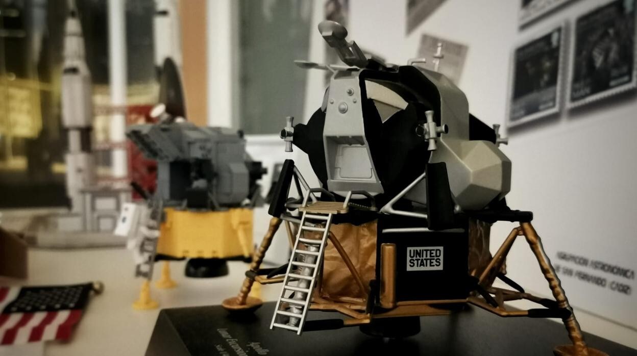 La Semana de la Ciencia de Chiclana pone el foco en la carrera espacial