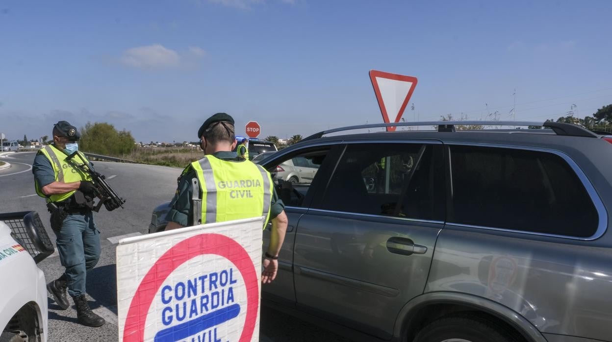 Control de la Guardia Civil durante el Estado de Alarma.