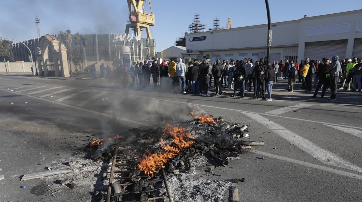 La Junta tampoco logra el acuerdo para frenar en Cádiz la huelga indefinida del Metal