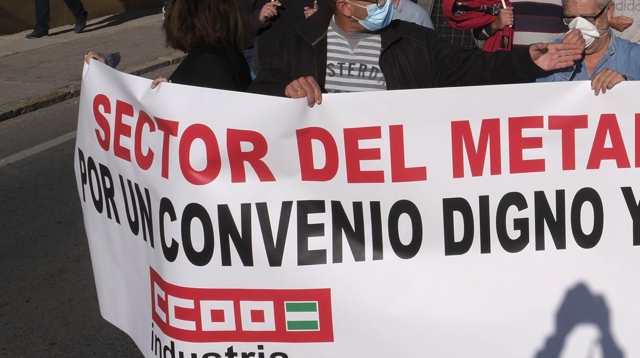 CCOO y UGT consideran que la patronal del Metal debe cambiar de estrategia