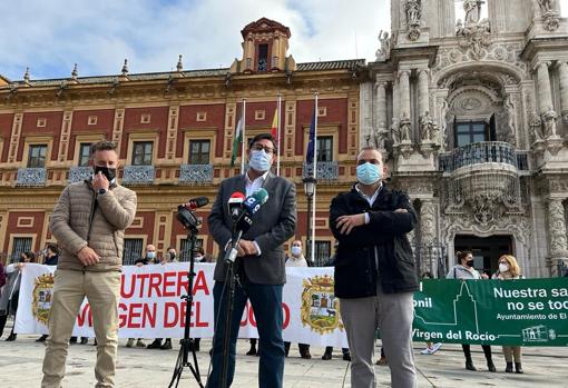 José López (El Coronil), José María Villalobos (Utrera) y Juan Carlos González (El Palmar)